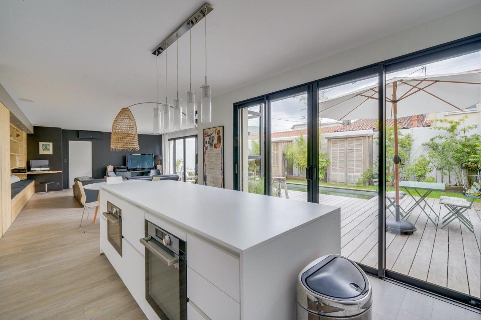 Spacious Bordeaux Family Home With Swimming Pool מראה חיצוני תמונה