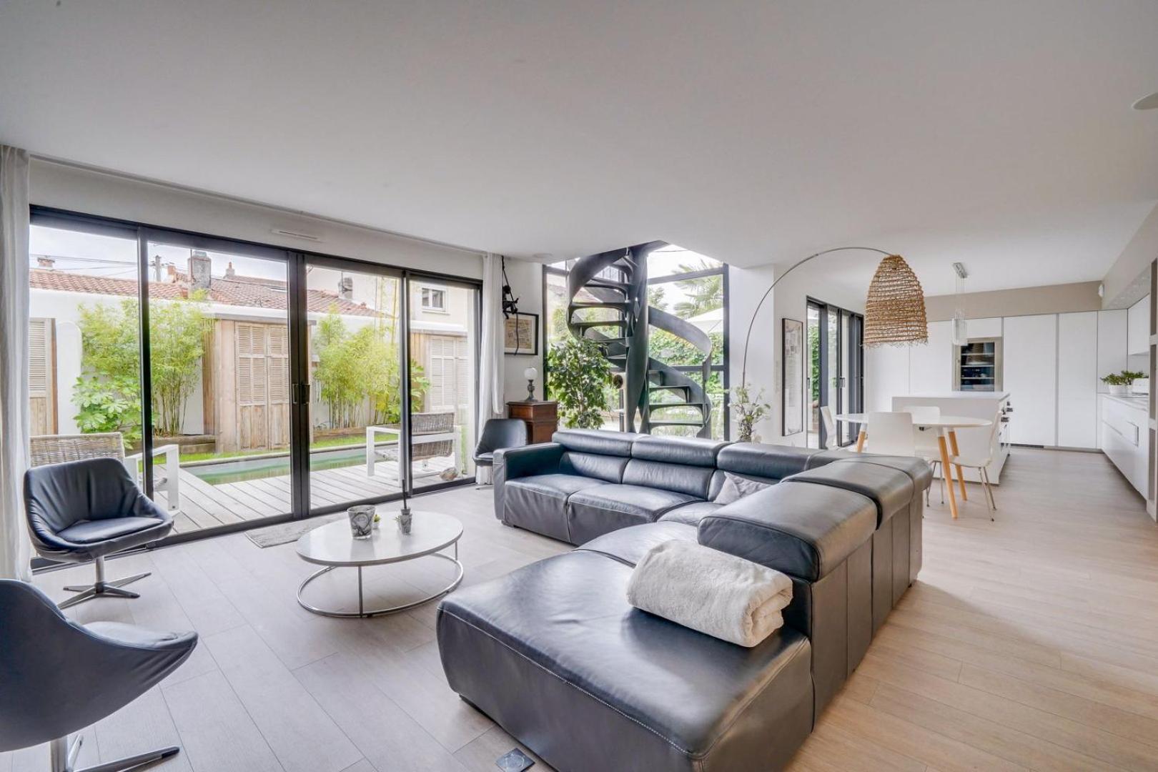 Spacious Bordeaux Family Home With Swimming Pool מראה חיצוני תמונה